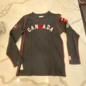 Canada shirt medium